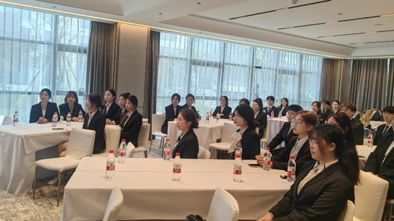 拓展训练服装：长袖与短袖的差别与选择